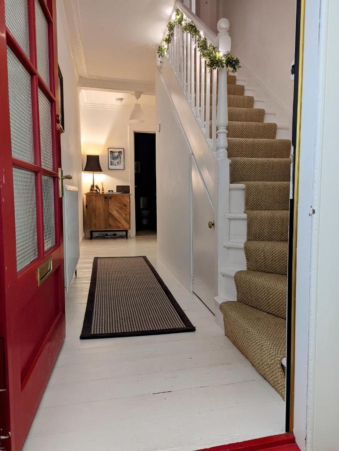 Central Hawick Spacious Stylish Flat With Log Burner 외부 사진
